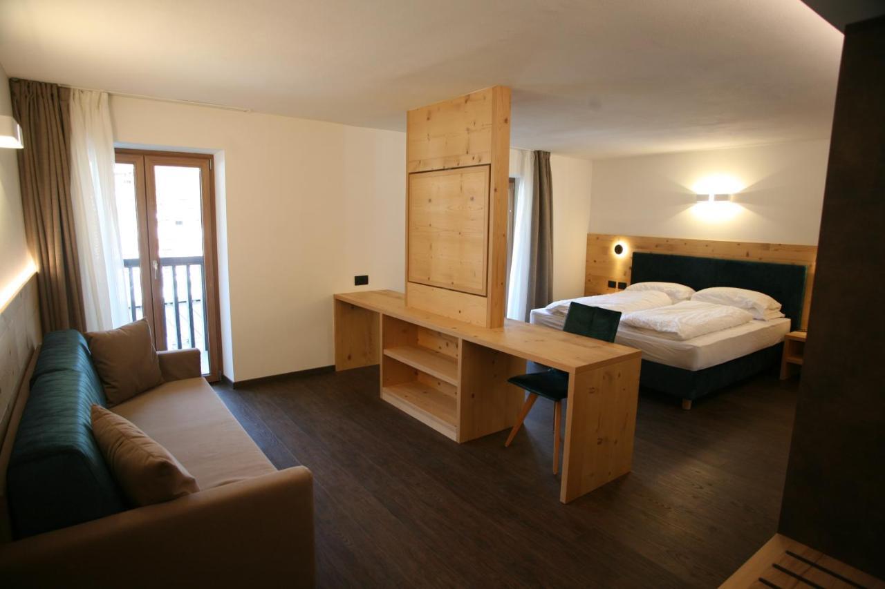 Alpen Hotel Vidi Madonna di Campiglio Exterior photo